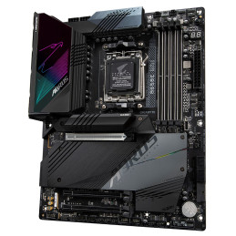 Gigabyte B650E Aorus Master Alaplap